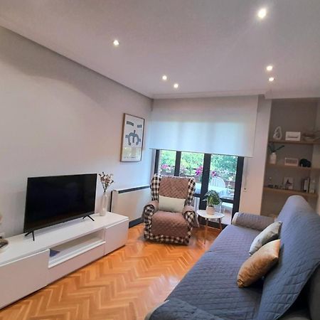 Apartmán Zuberoa- Vistas, Terraza Y Parking Zarautz Exteriér fotografie